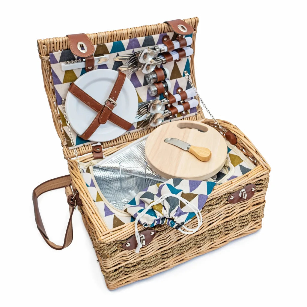Yuppie Gift Baskets Forest Picnic Basket (4 Persons)