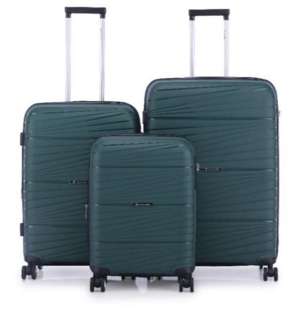 Pierre Cardin Montpellier 66cm Medium Spinner - KaryKase