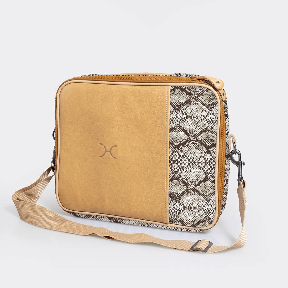 Thandana Laminated Fabric Essential Laptop Bag 13" - KaryKase