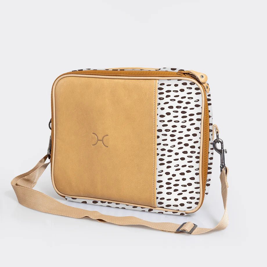 Thandana Laminated Fabric Essential Laptop Bag 13" - KaryKase