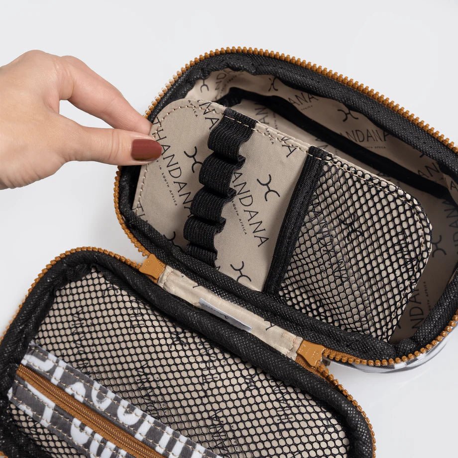 Thandana Laminated Fabric Medium Mod Case - KaryKase