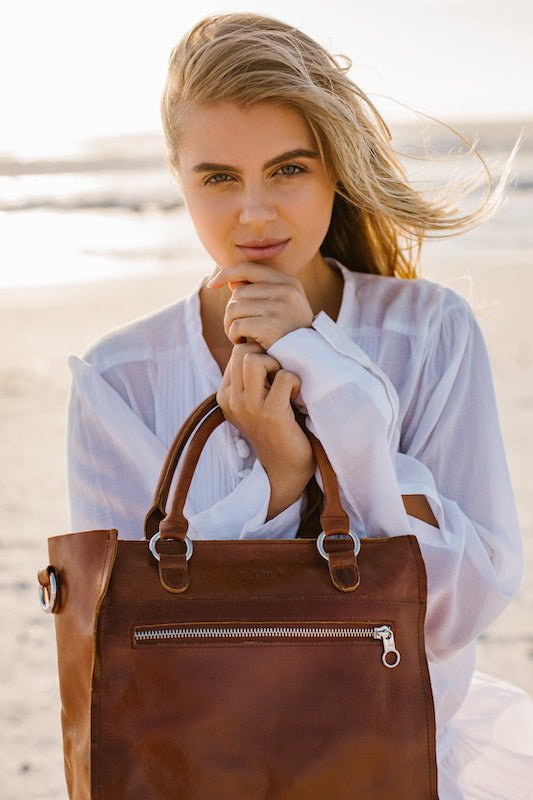 Zemp Bastille Grab and Go Handbag | Waxy Brown - KaryKase