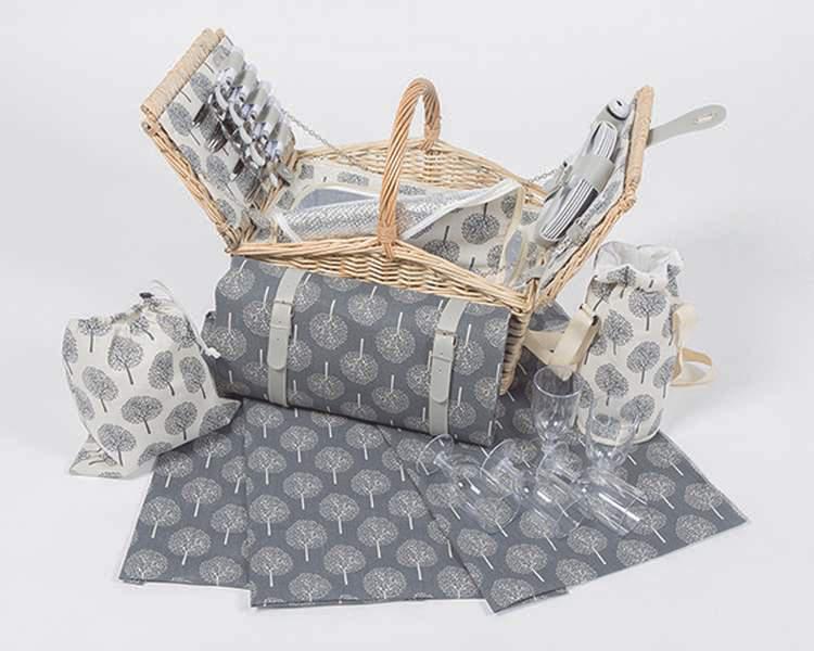 Yuppie Gift Baskets Fairytale Picnic Basket Set (5 Persons) - KaryKase