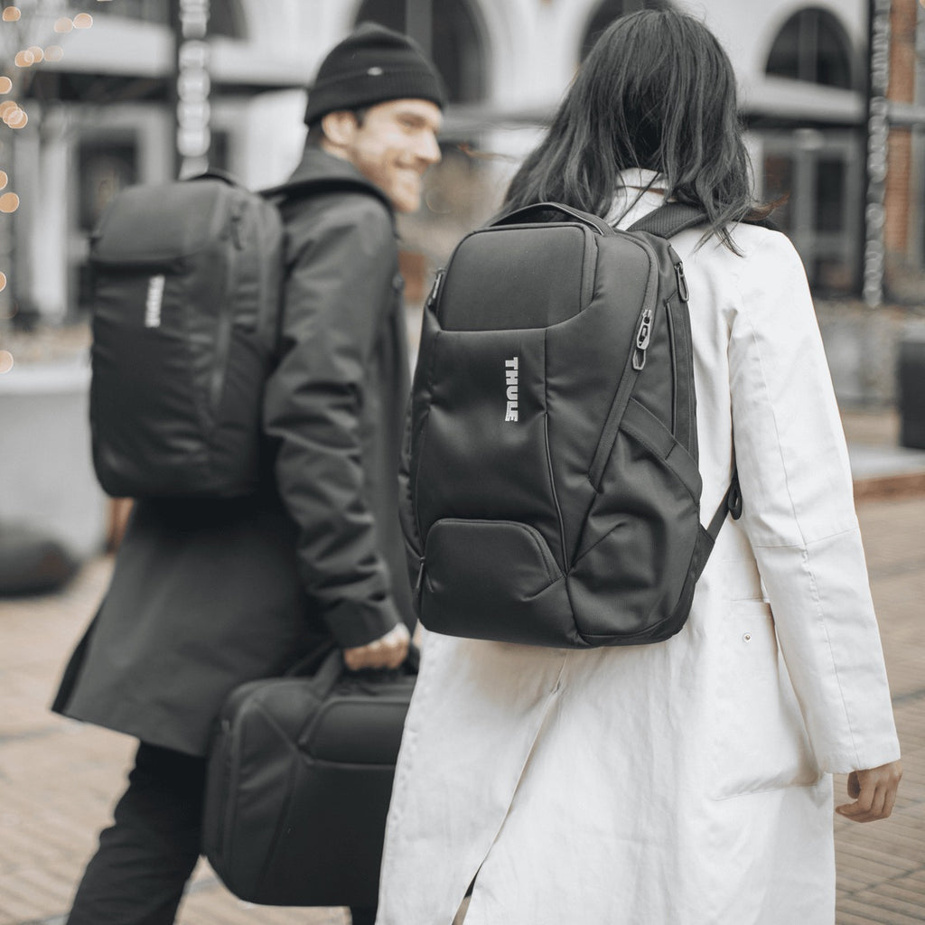 Thule Accent Backpack 23L Black - KaryKase