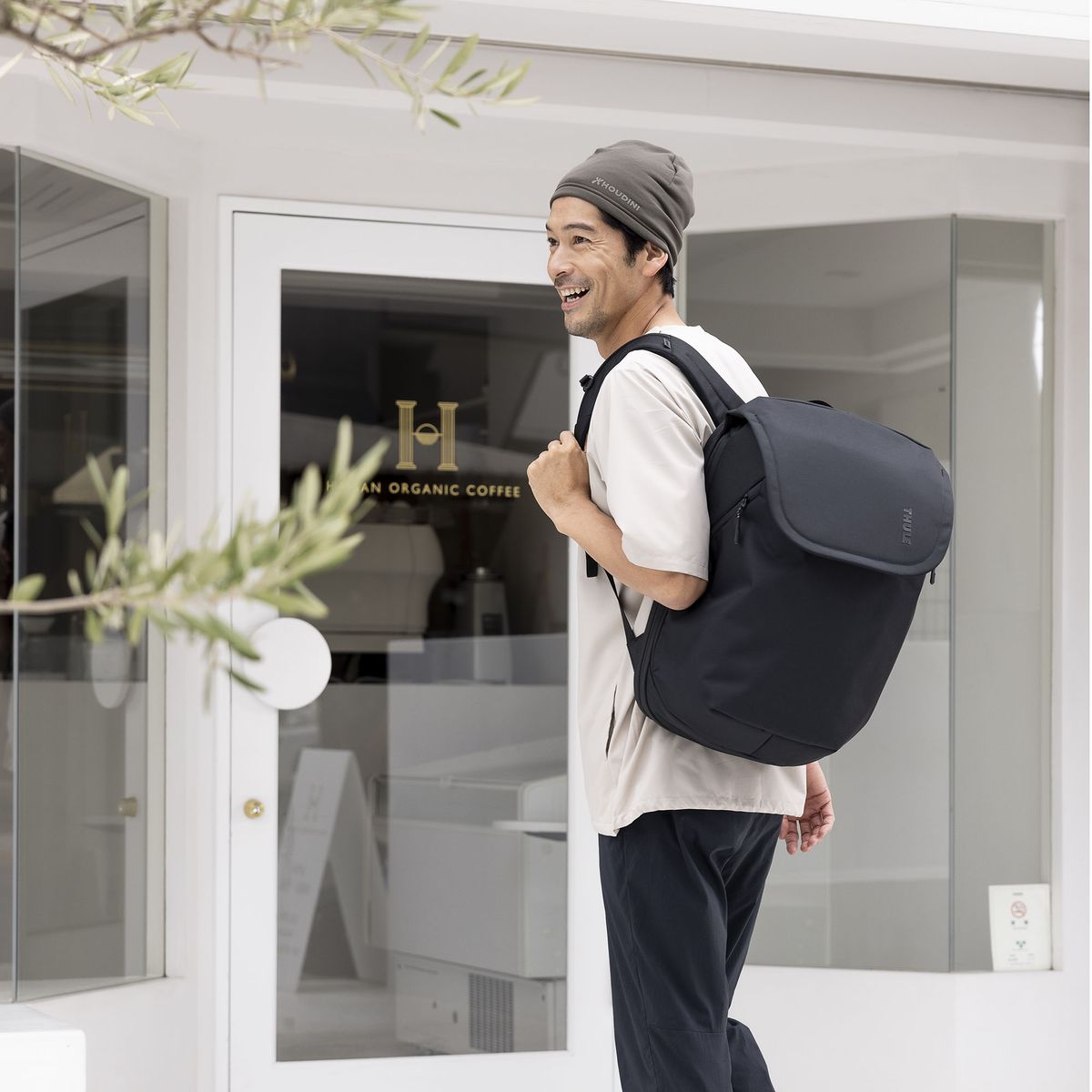 Thule Subterra 2 Travel Backpack 26L Black - KaryKase