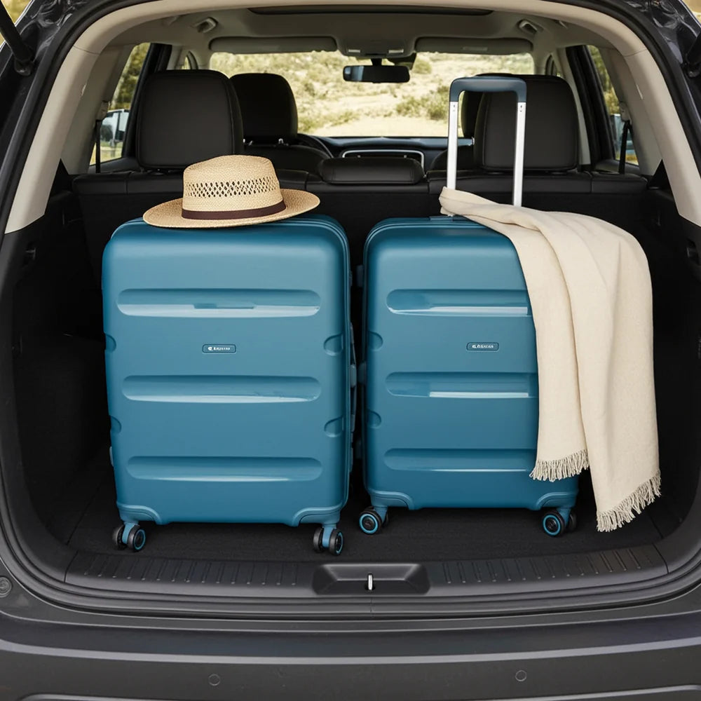 Cellini Cruze 65cm Medium Spinner | Navy