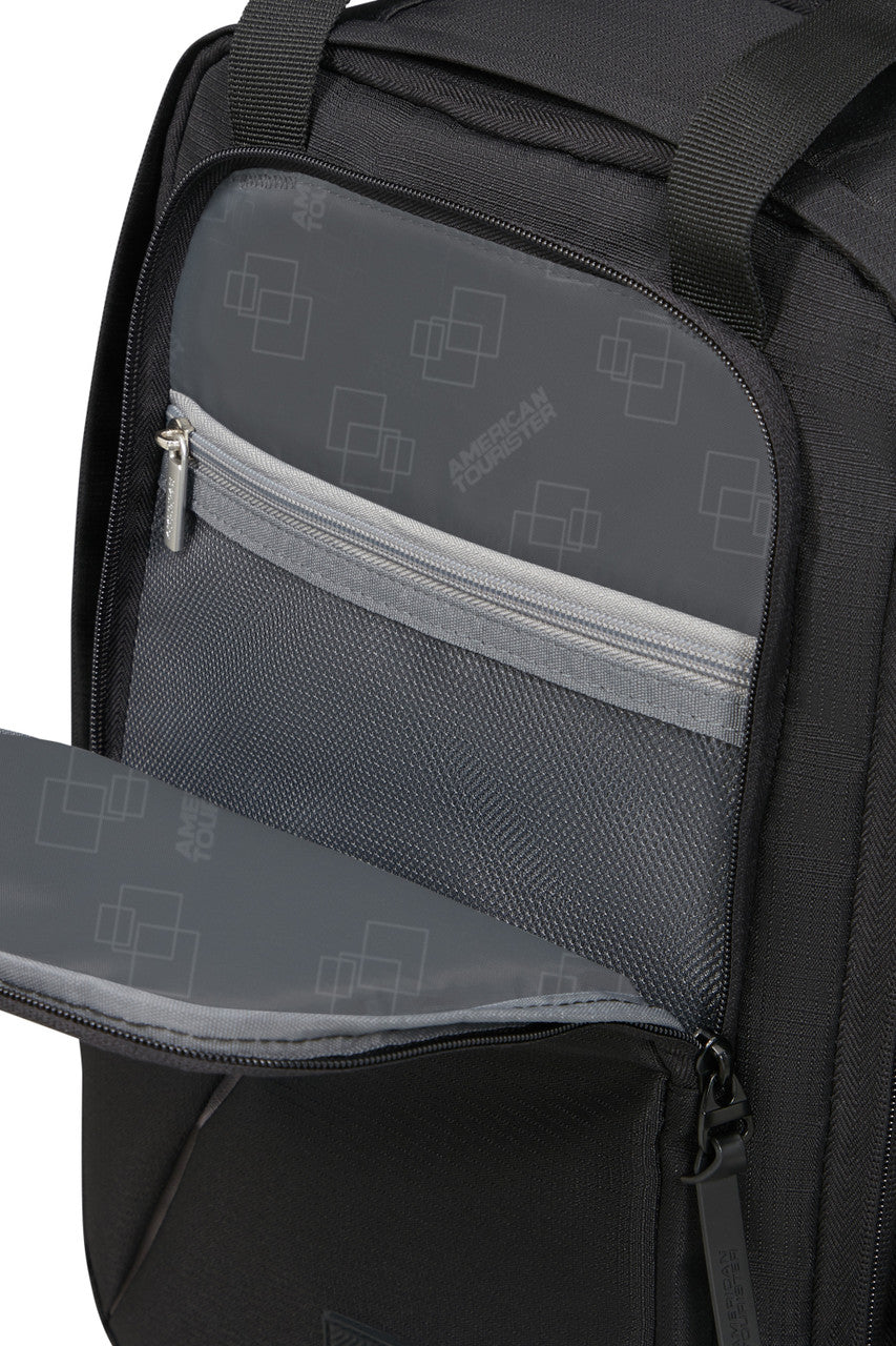 American Tourister Take2Cabin Backpack with Wheels S/M - Black - detail 4