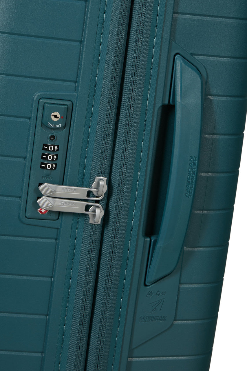 American Tourister Totally Teal