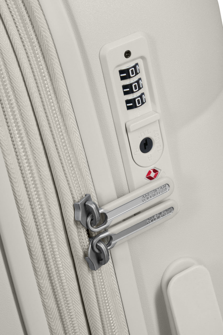 American Tourister Cloud White