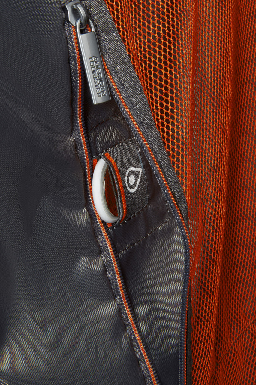 American Tourister True Black