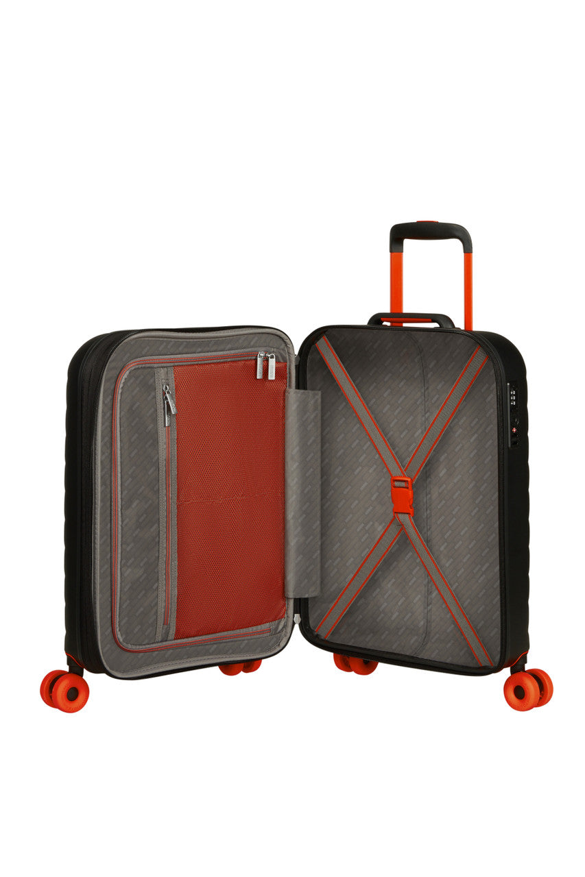 American Tourister True Black