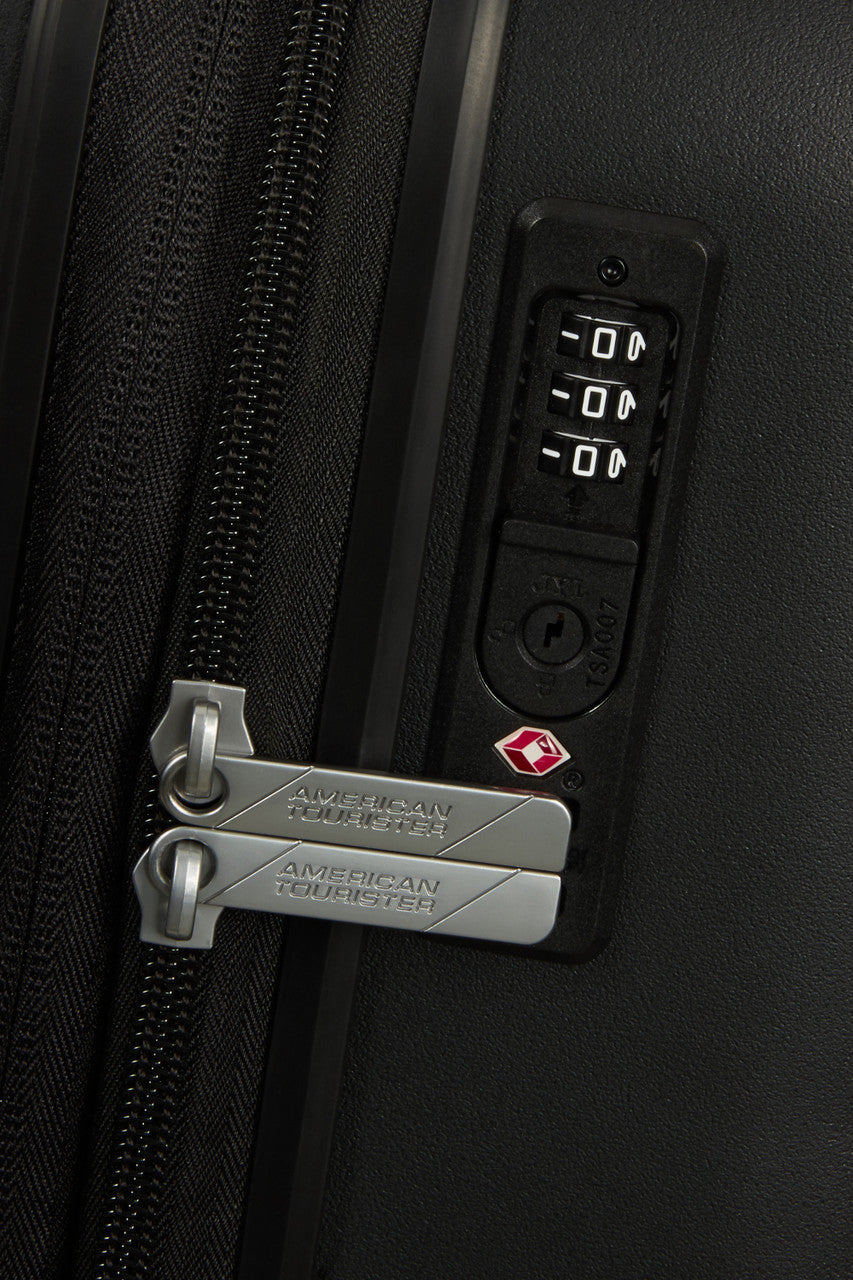 American Tourister True Black