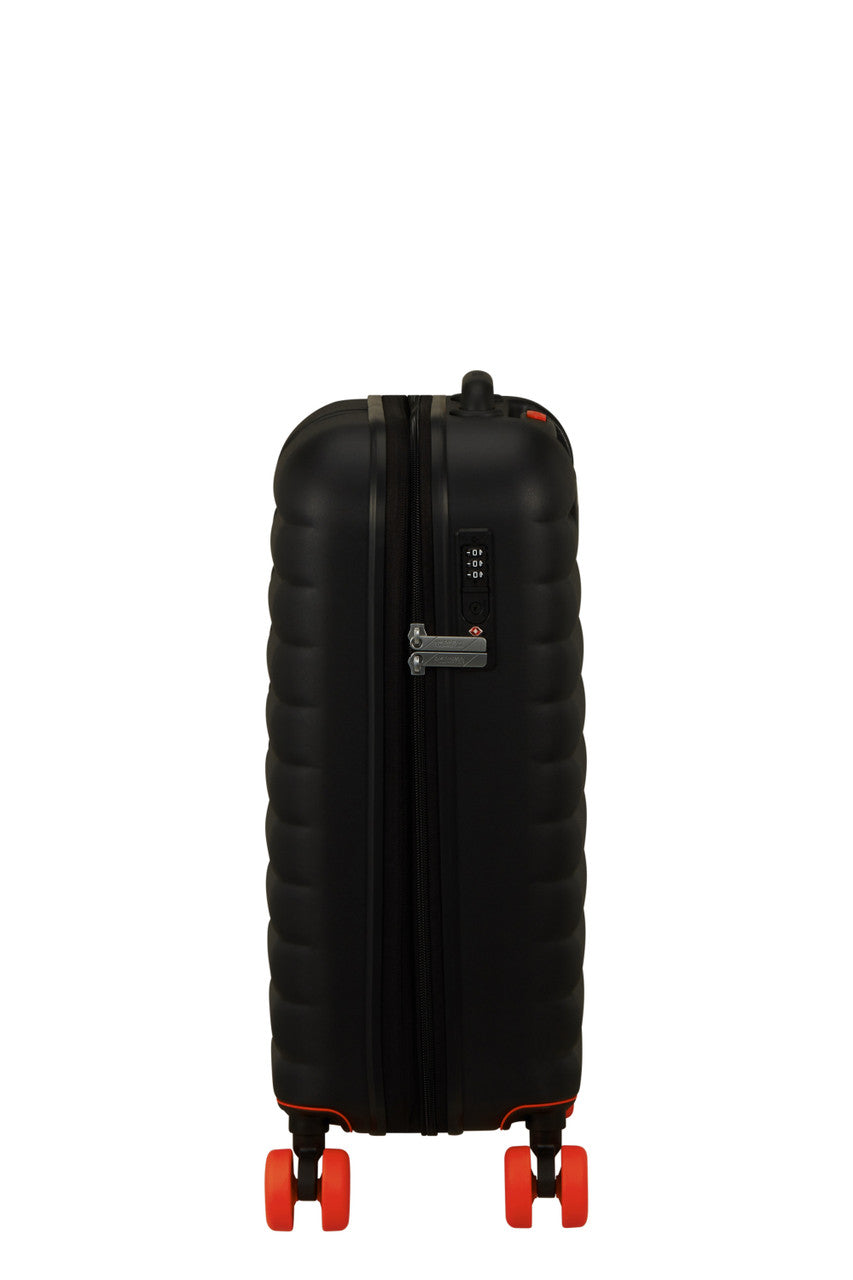American Tourister True Black