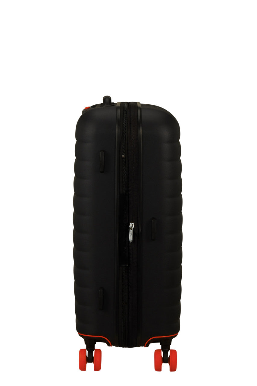 American Tourister True Black