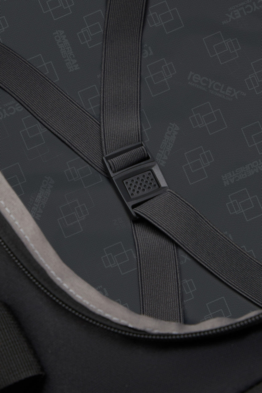 American Tourister Brightup Duffle Zip - Black