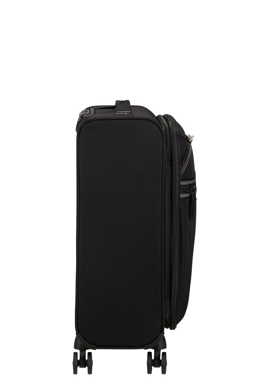 American Tourister Aerospin Spinner Expandable - KaryKase
