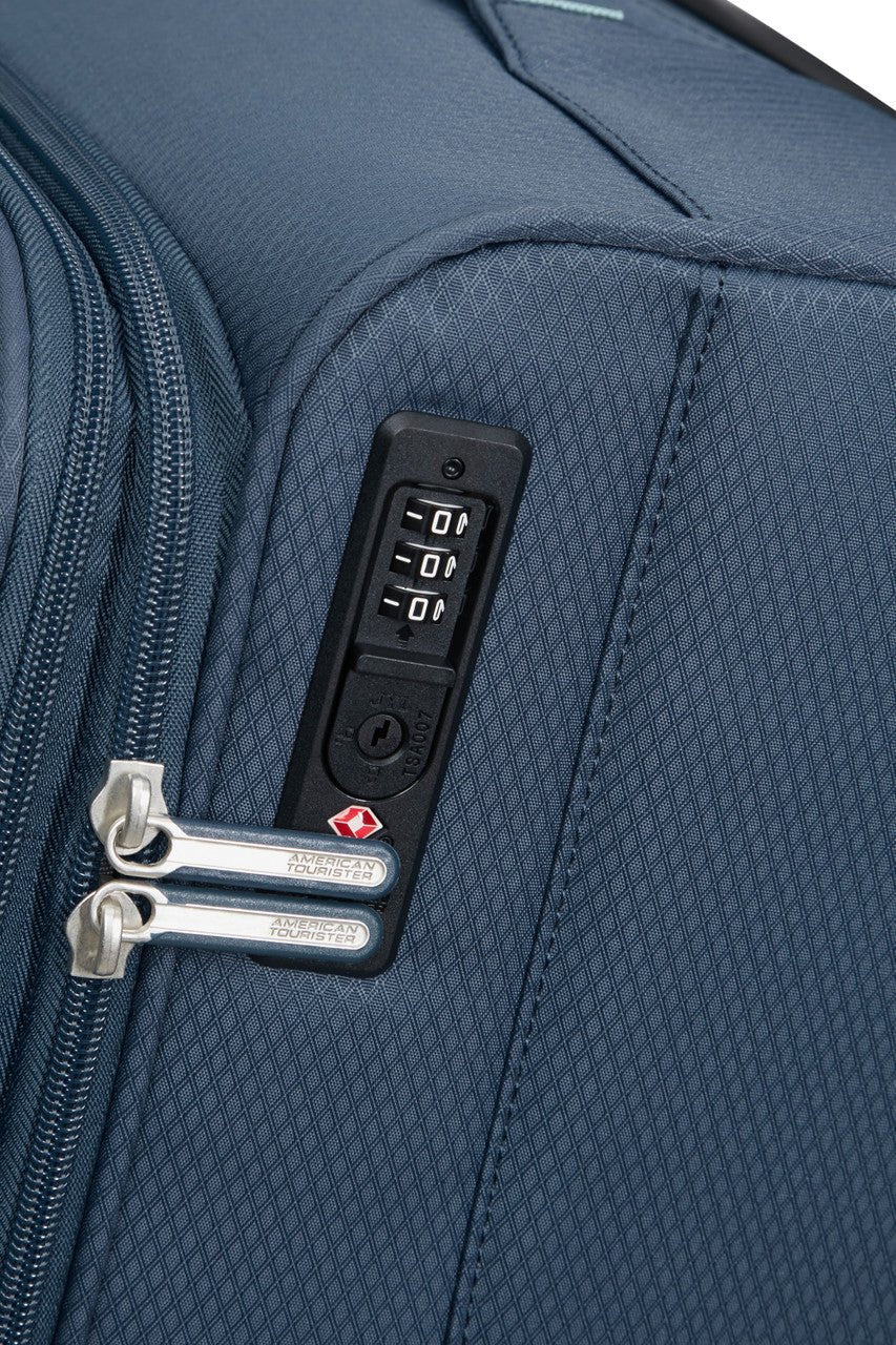 American Tourister Aerospin Spinner Expandable - KaryKase