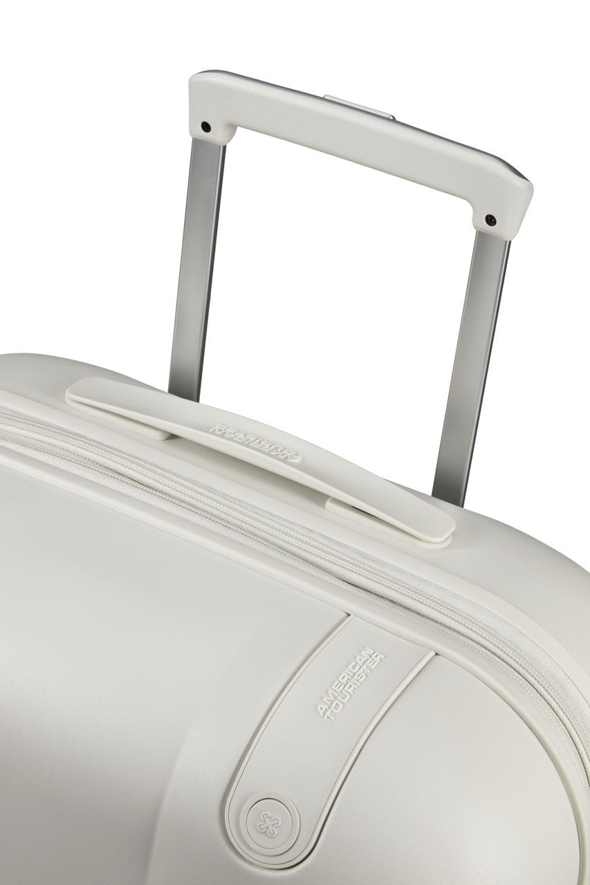 American Tourister Dreami Medium Expandable Spinner 67cm - KaryKase