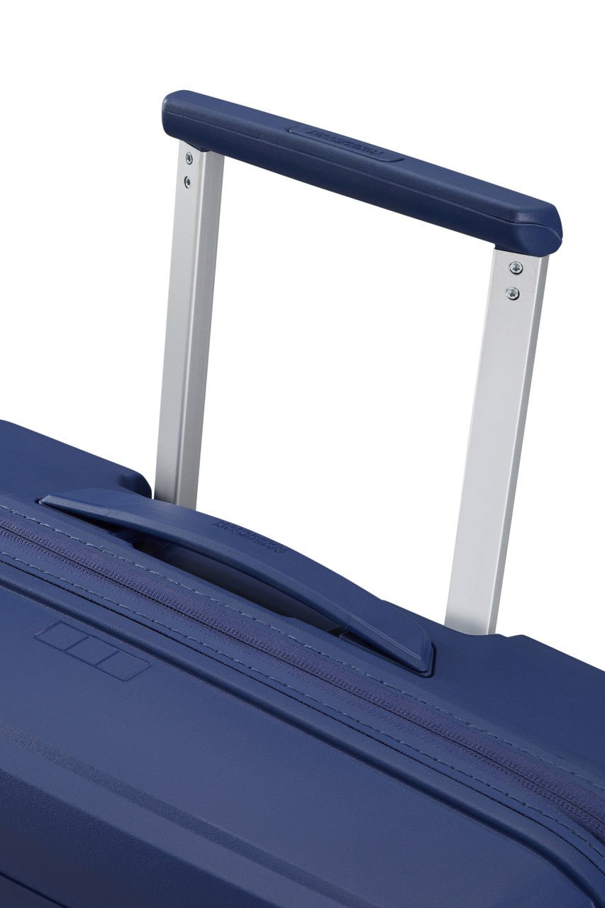 American Tourister FastForward Spinner Expandable 55cm - KaryKase
