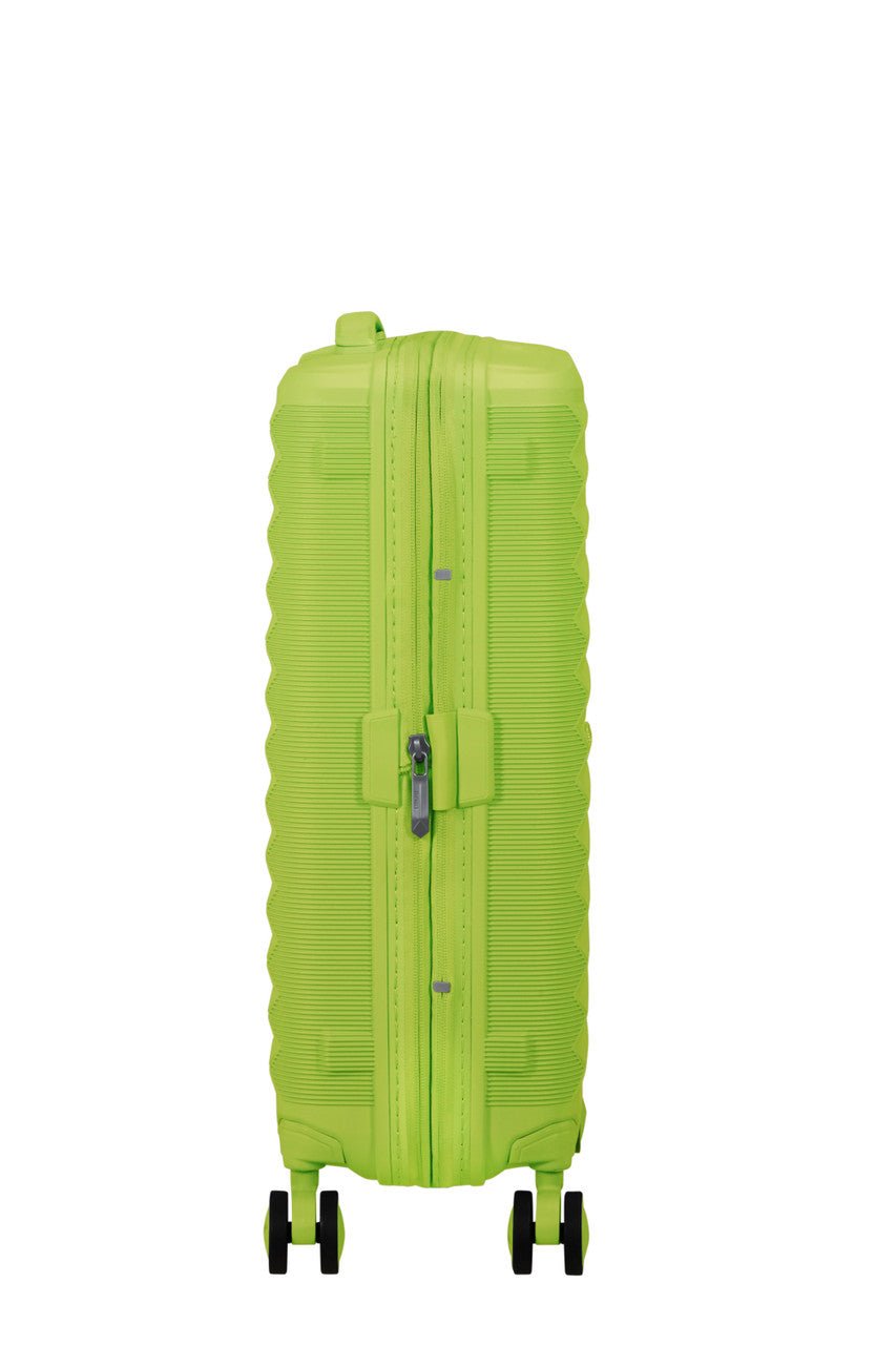 American Tourister FastForward Spinner Expandable 55cm - KaryKase