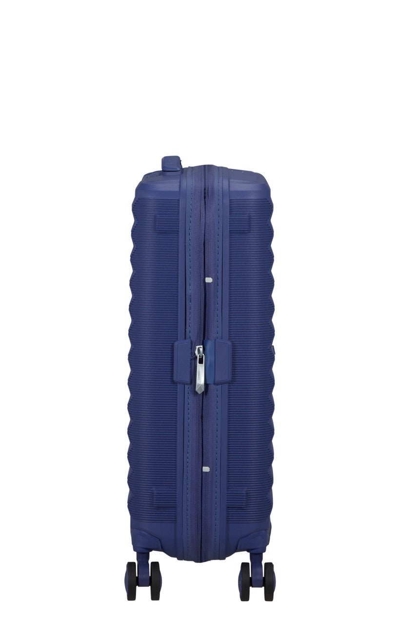 American Tourister FastForward Spinner Expandable 55cm - KaryKase