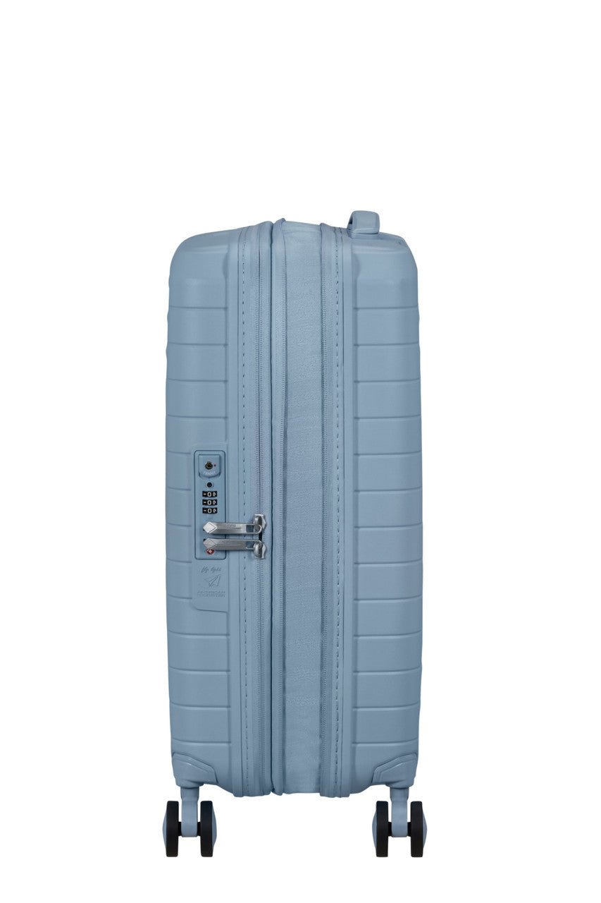 American Tourister FastForward Spinner Expandable 55cm - KaryKase