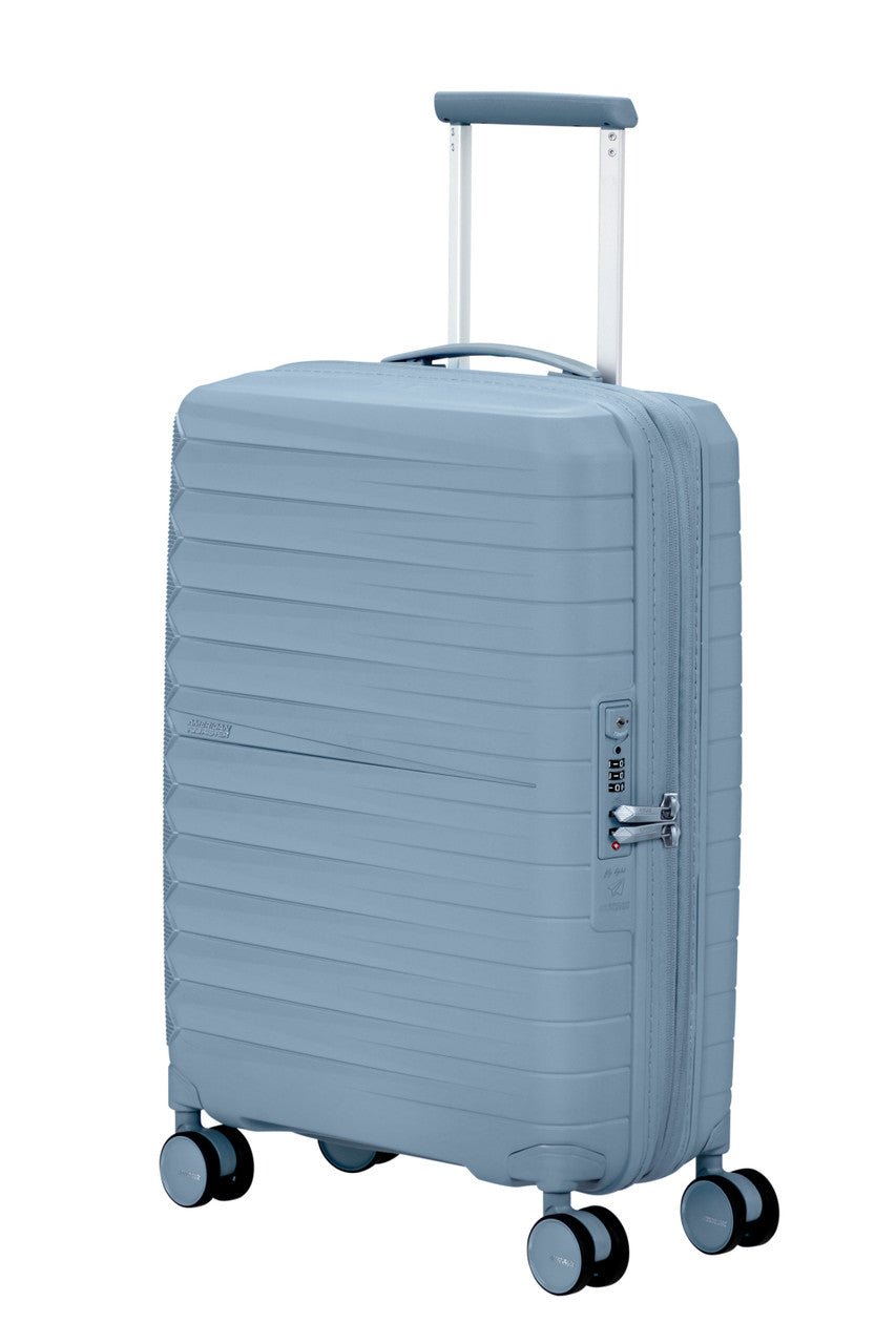 American Tourister FastForward Spinner Expandable 55cm - KaryKase