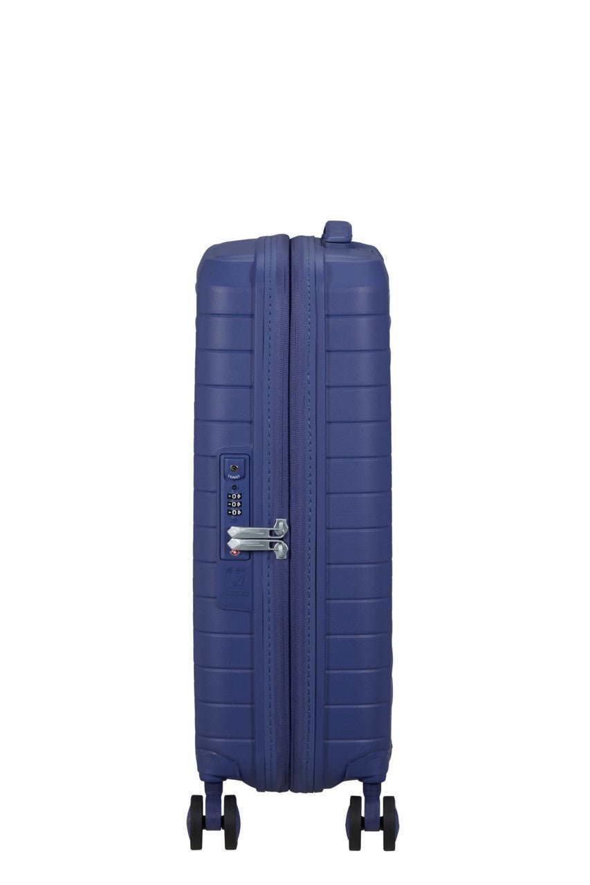 American Tourister FastForward Spinner Expandable 55cm - KaryKase