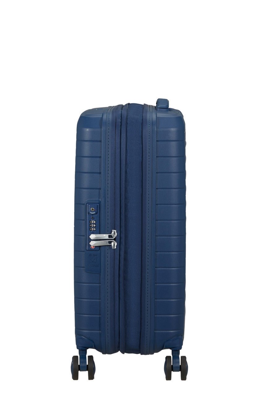 American Tourister FastForward Spinner Expandable 55cm - KaryKase