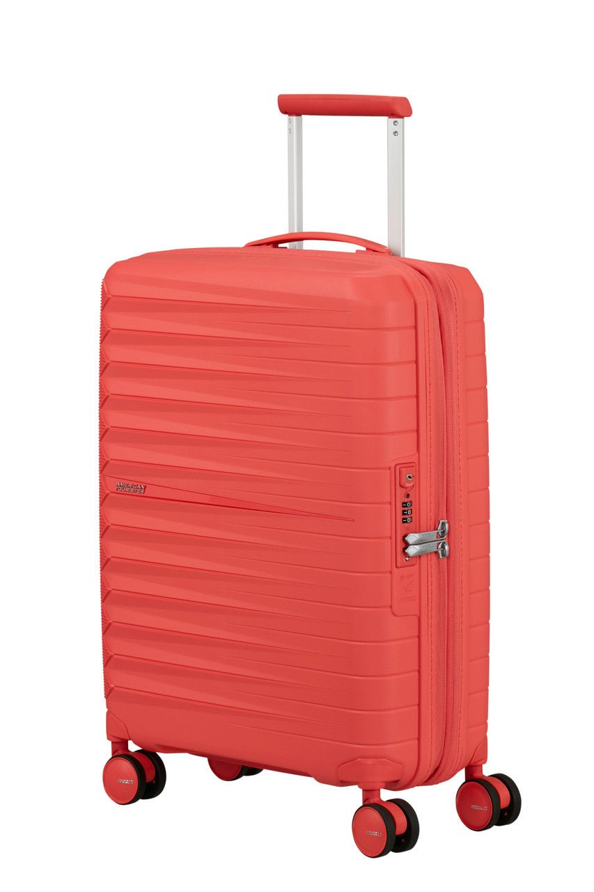 American Tourister FastForward Spinner Expandable 55cm - KaryKase