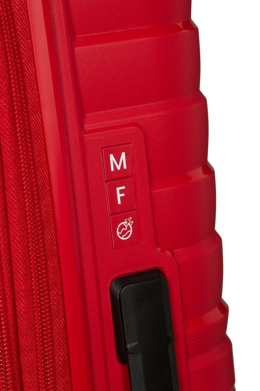 American Tourister Flytwist Spinner Expandable 67cm - KaryKase