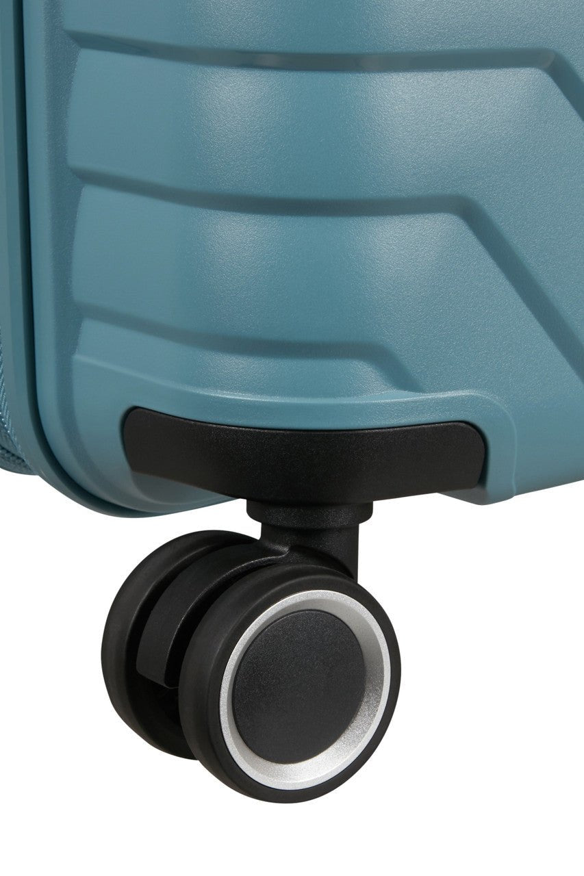 American Tourister Flytwist Spinner Expandable 67cm - KaryKase