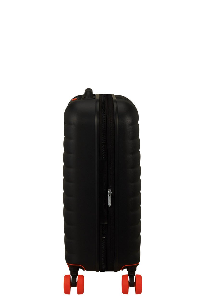 American Tourister Neovibe Expandable Spinner 55cm - KaryKase