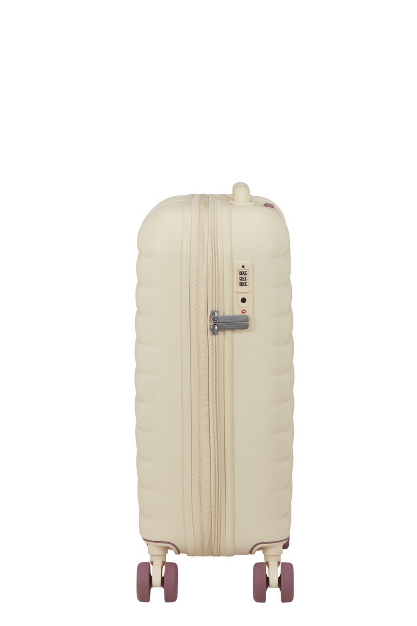 American Tourister Neovibe Expandable Spinner 55cm - KaryKase
