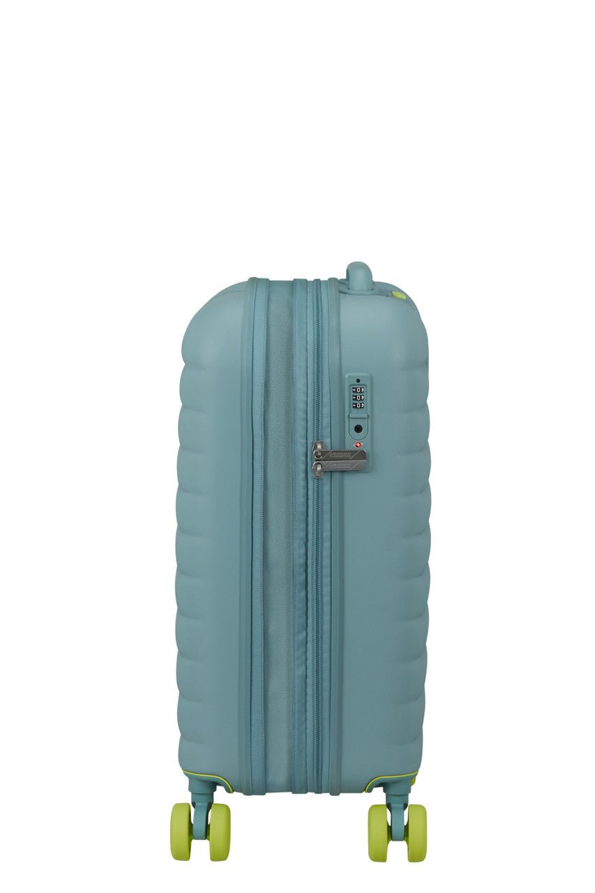 American Tourister Neovibe Expandable Spinner 55cm - KaryKase