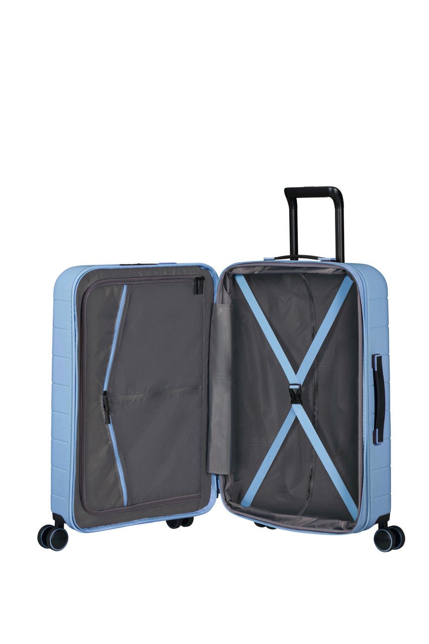 American Tourister Novastream Spinner Expandable 67cm - KaryKase