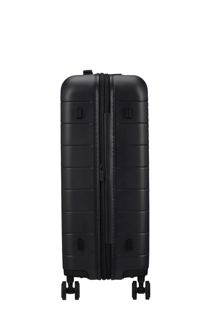 American Tourister Novastream Spinner Expandable 67cm - KaryKase