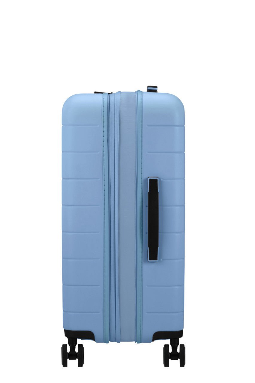 American Tourister Novastream Spinner Expandable 67cm - KaryKase