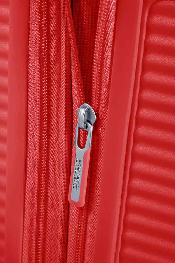 American Tourister Soundbox 55cm Cabin Spinner - Expandable | Coral Red - KaryKase