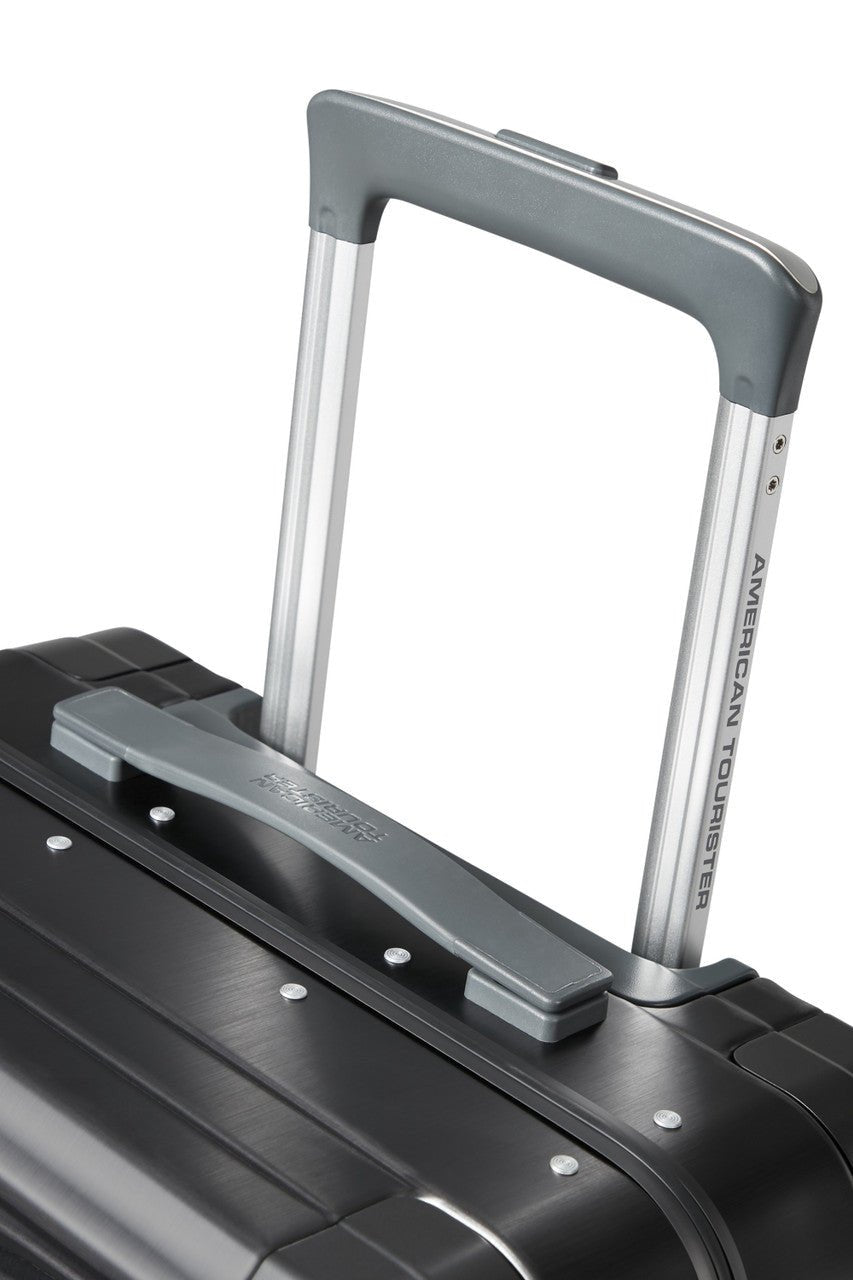 American Tourister Soundbox Alu Spinner TSA - KaryKase