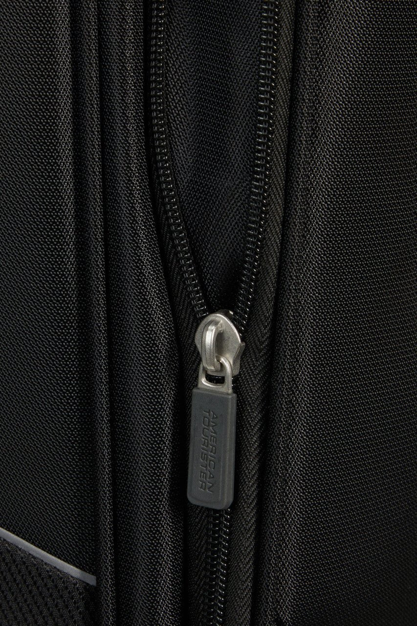 American Tourister SummerRide Spinner Expandable 55cm - KaryKase