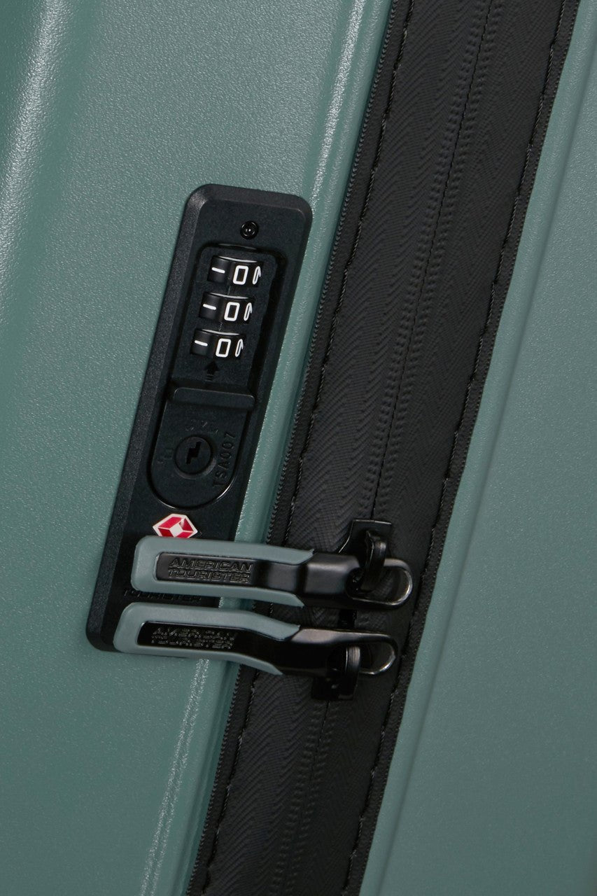 American Tourister Trailon Spinner 55cm - KaryKase