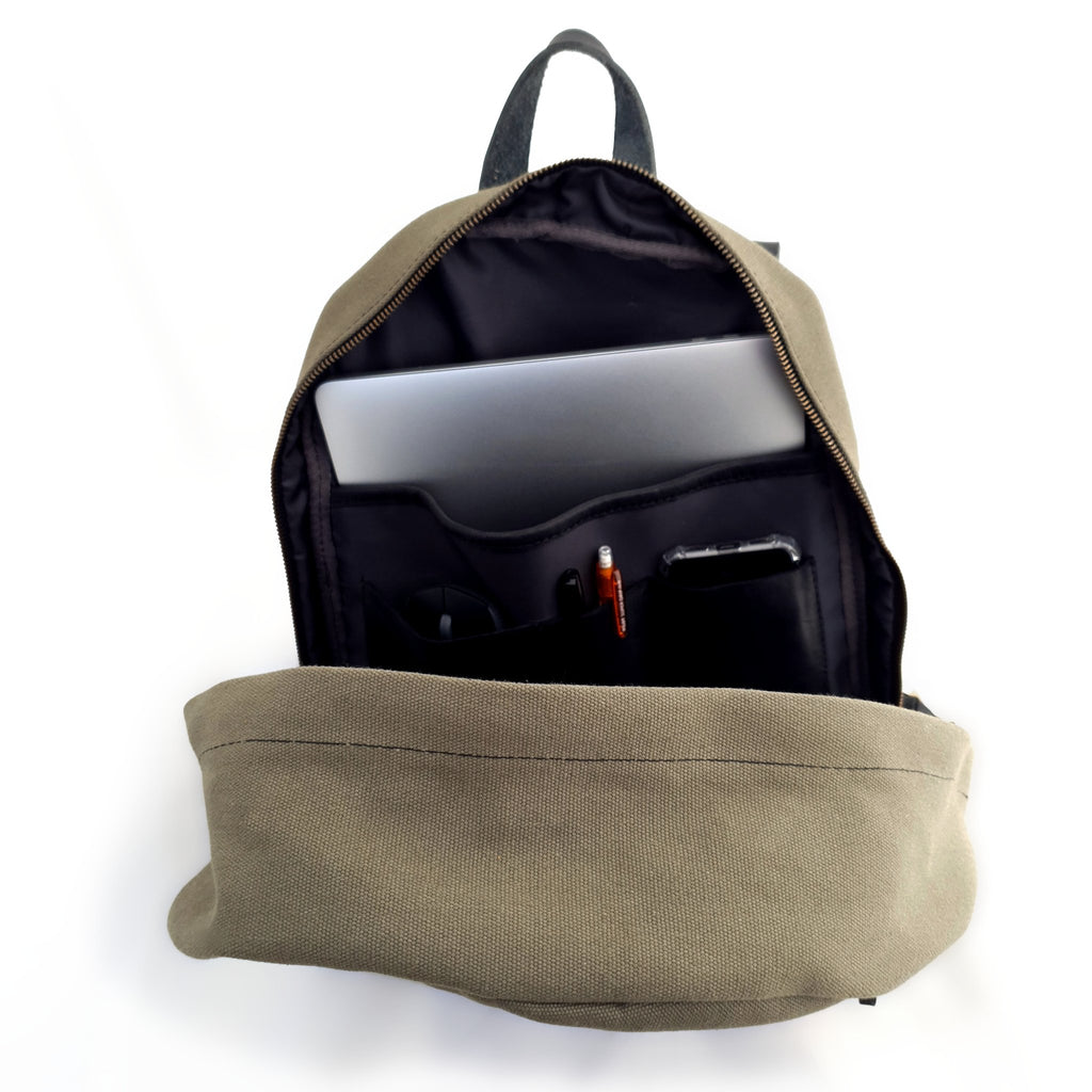 Bark And Mill Miler Daypack | Olive - KaryKase