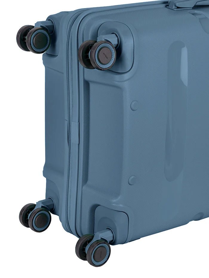 Cellini Cruze 65cm Medium Spinner | Navy - KaryKase