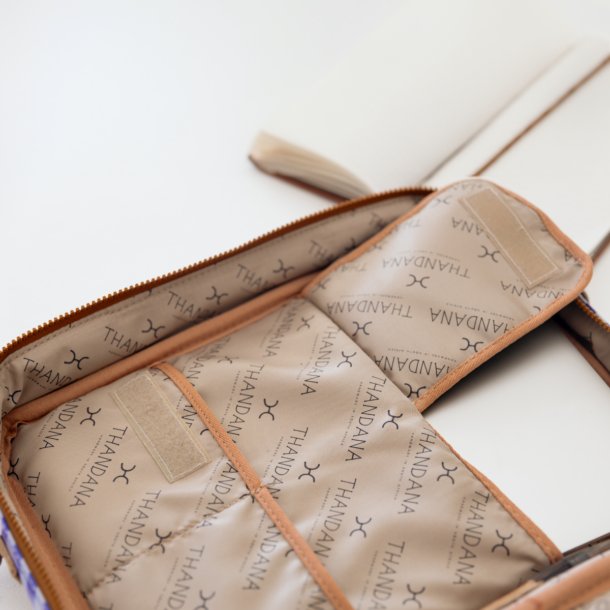 Thandana Kids Laminated Fabric Essential Laptop Bag 13"