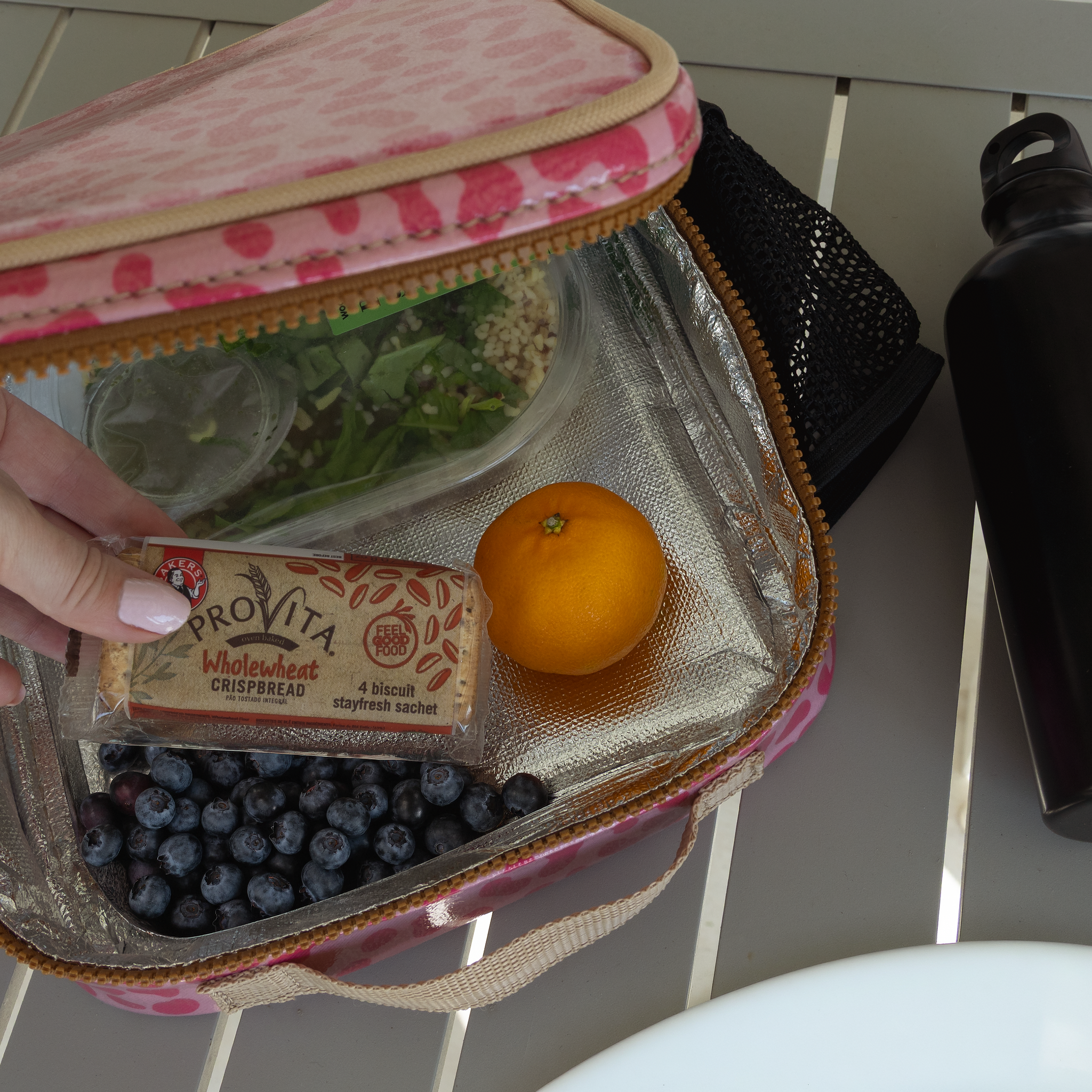 Thandana Laminated Fabric Snack Pack