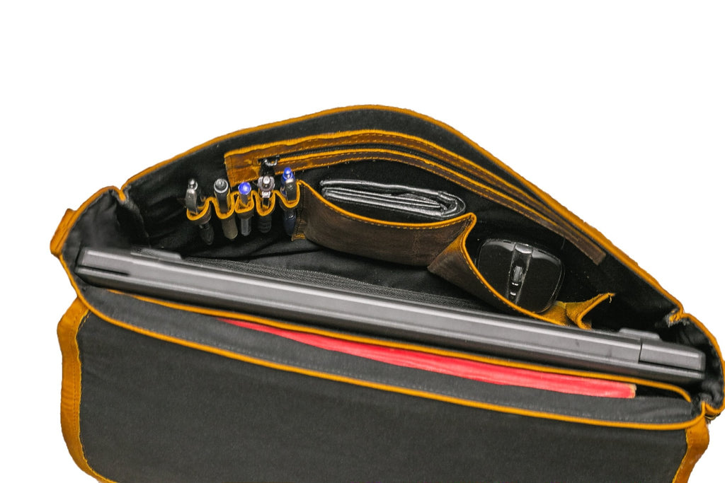 Tan Leather Goods - Alex Laptop Bag | Toffee - KaryKase