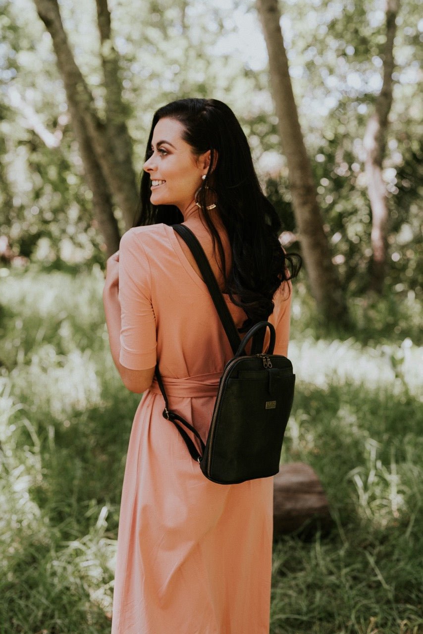 Tan Leather Goods - Olivia Leather Backpack | Black - KaryKase