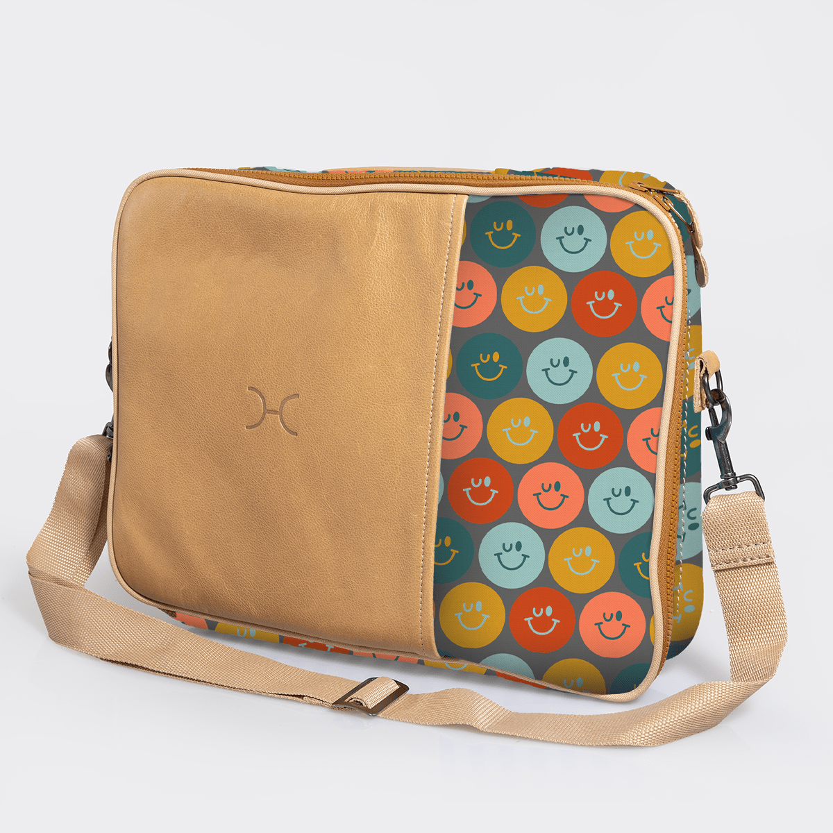 Thandana Kids Laminated Fabric Essential Laptop Bag 15" - KaryKase