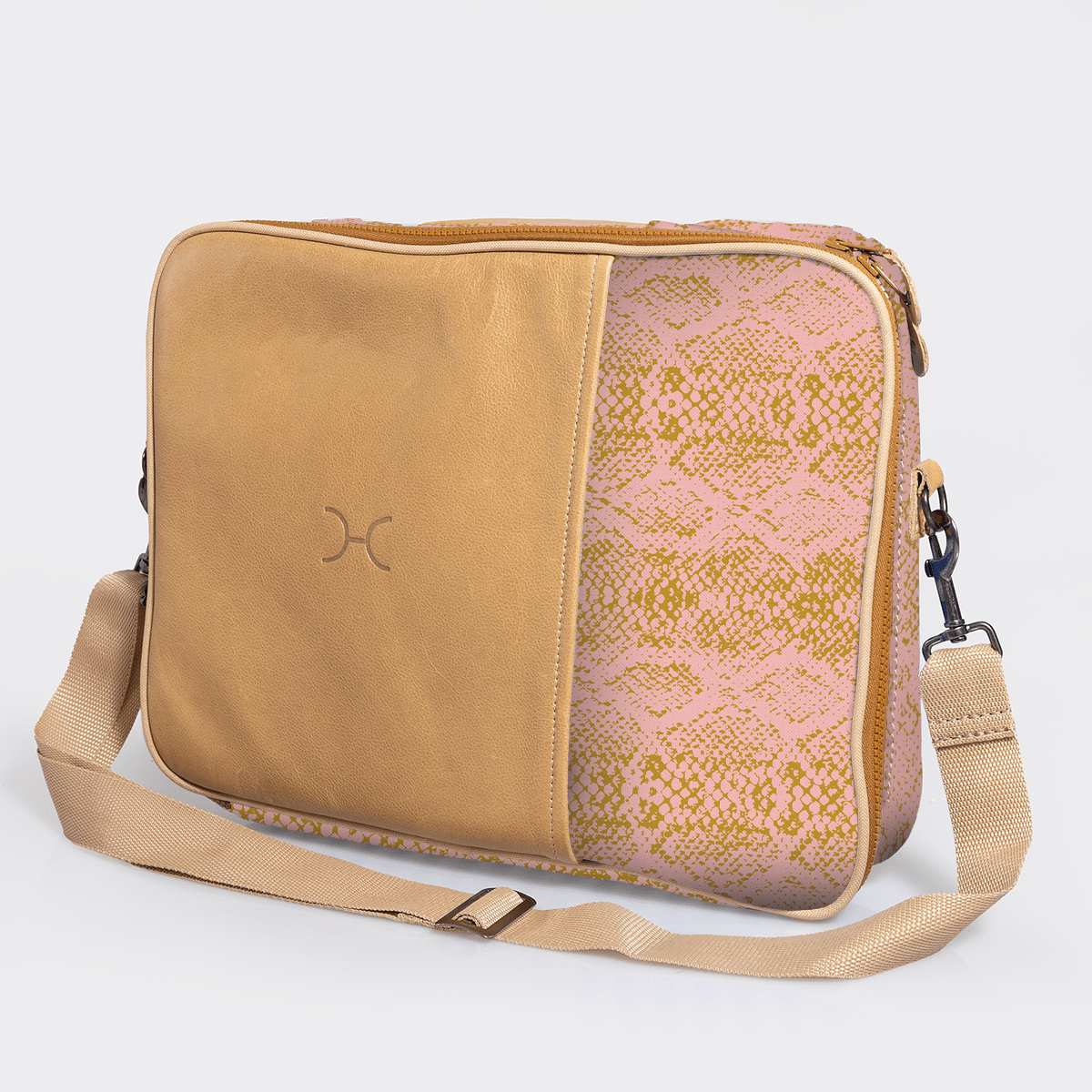 Thandana Kids Laminated Fabric Essential Laptop Bag 15" - KaryKase